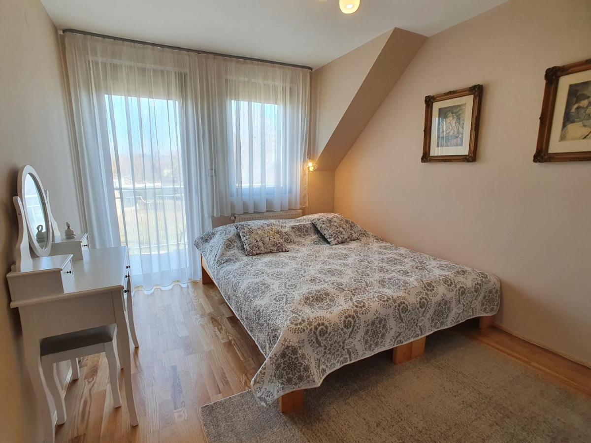Dorci Apartman Keszthely Exteriör bild