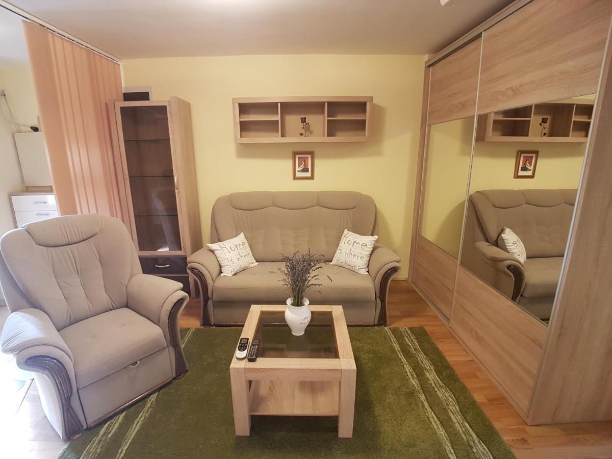 Dorci Apartman Keszthely Exteriör bild