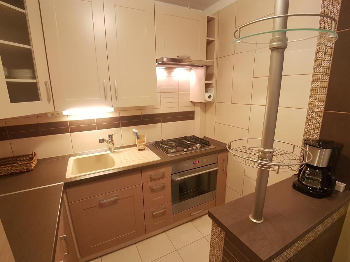 Dorci Apartman Keszthely Exteriör bild