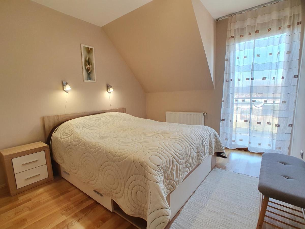 Dorci Apartman Keszthely Exteriör bild