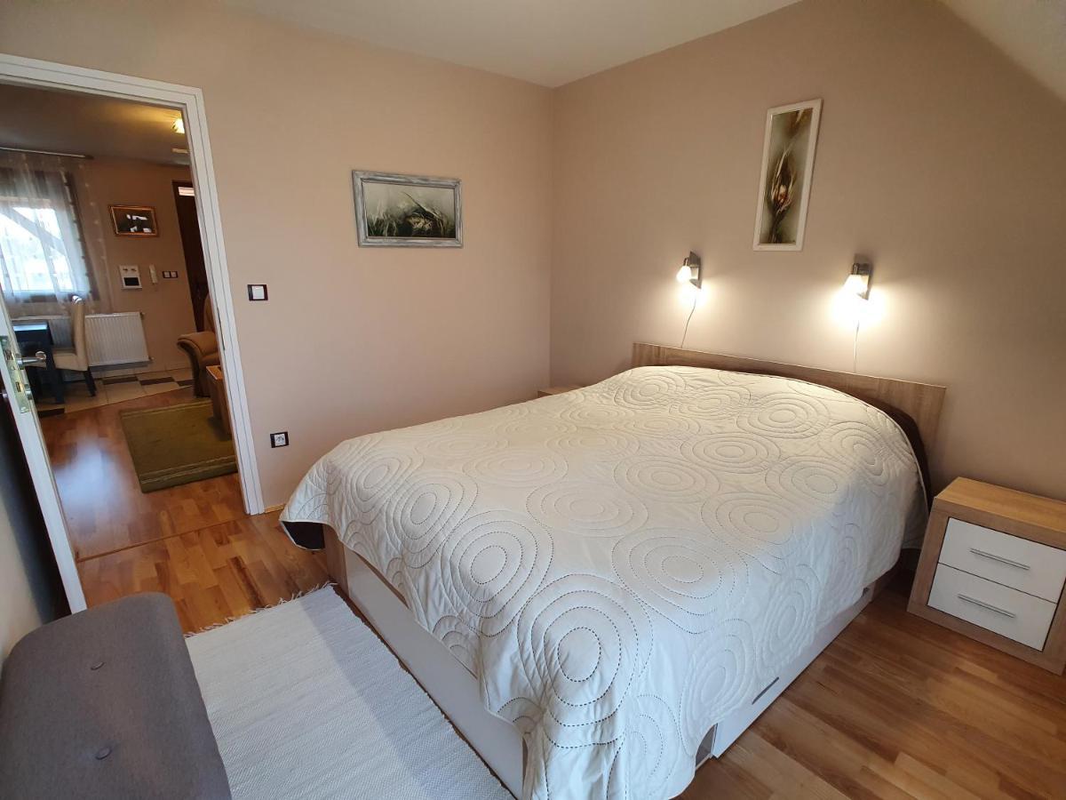 Dorci Apartman Keszthely Exteriör bild